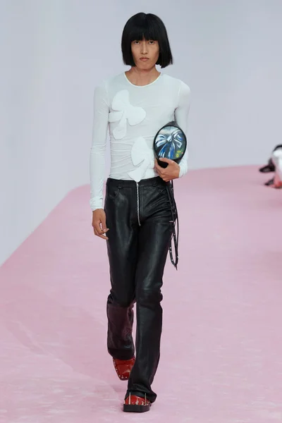 Look 45